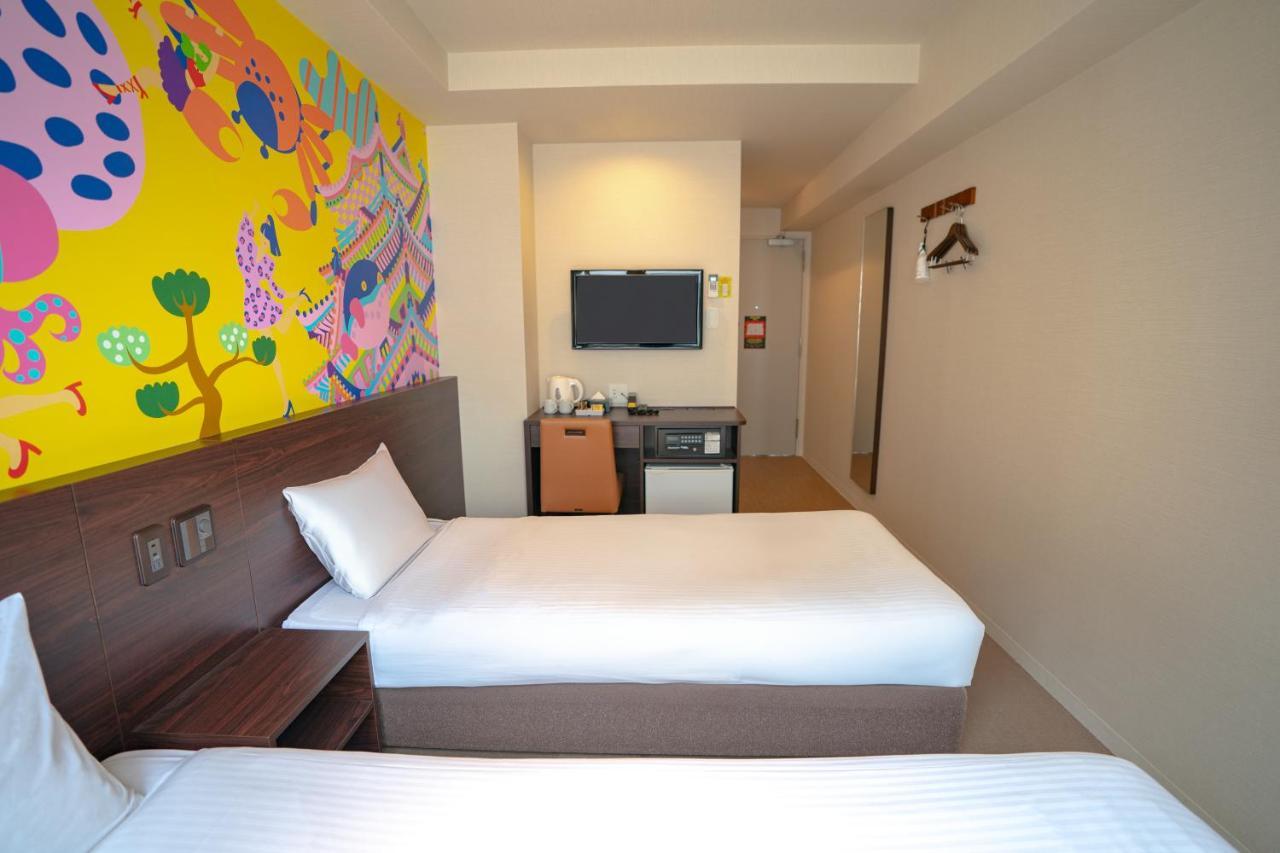 Lub D Osaka Honmachi - Near Dotonbori & Next To Hommachi Station Hotel Bagian luar foto